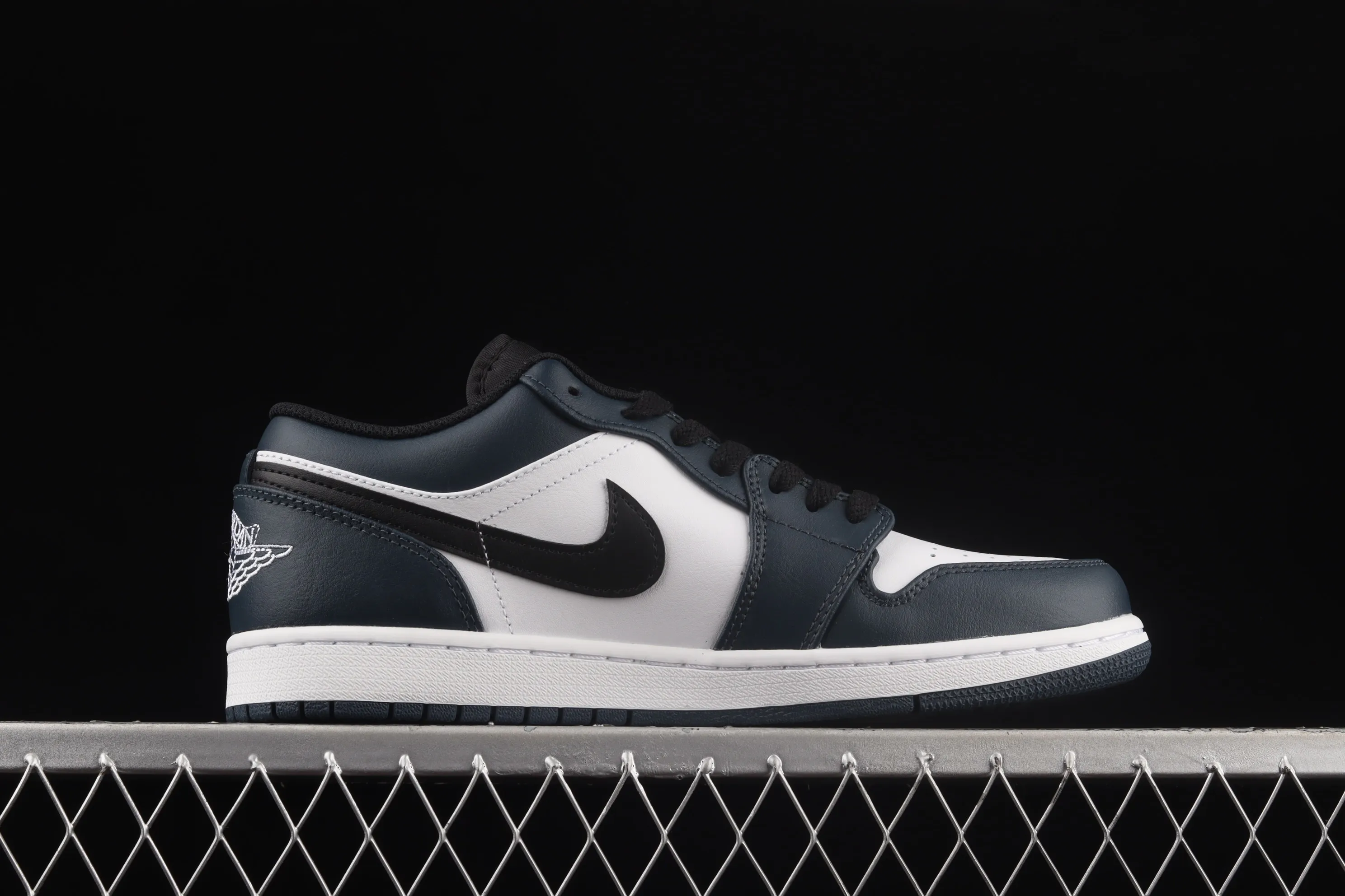 All categories Air Jordan Jordan series basketball shoes Air Jordan 1 Low G version pure original Air Jordan 1 Low "Dark Teal" AJ1 Qiao 1 Qinglan low-top cultural and leisure sports sneakers 553558-411
